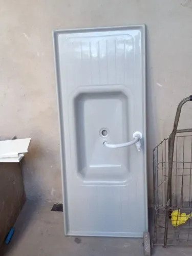 Vendo essa pia com torneira