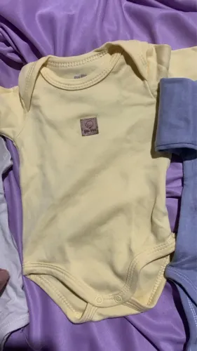 Lote roupa de bb m e g