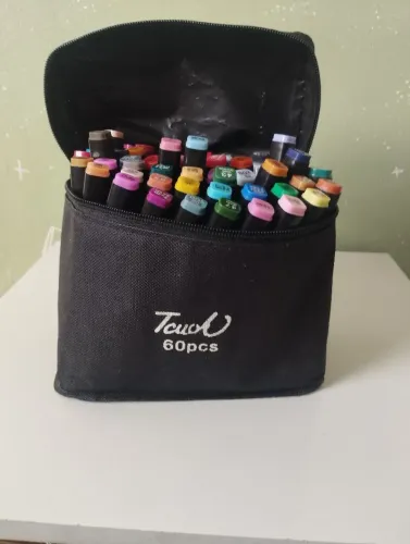 Caneta hidrocolor 60 peças boobie goods (algumas canetas já vieram com falhas)