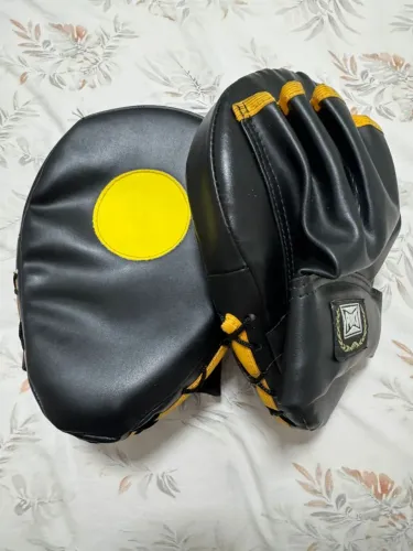 Manoplas de Boxe - Punch