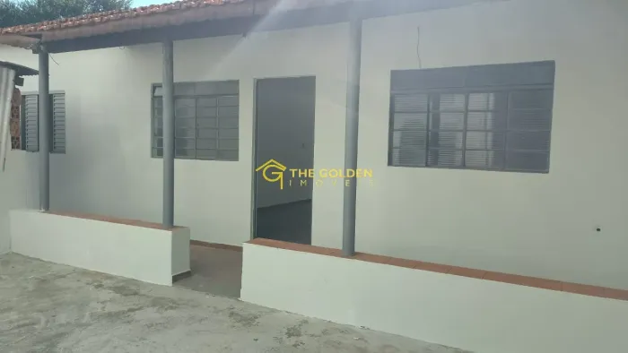 CASA DE FUNDOS BAIRRO SÃO CRSITÓVÃO