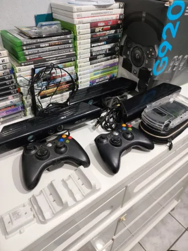 Lote de acessórios de Games - Xbox - PSP - Xbox One