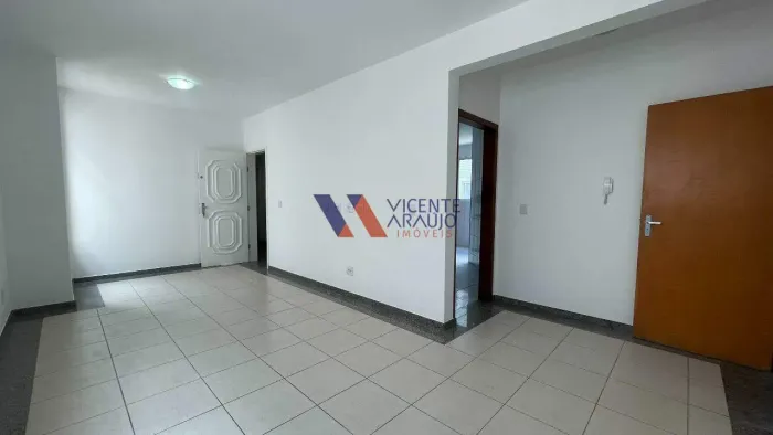 Apartamento para aluguel com 3 quartos, suíte e varanda Prédio com elevador e ótima local