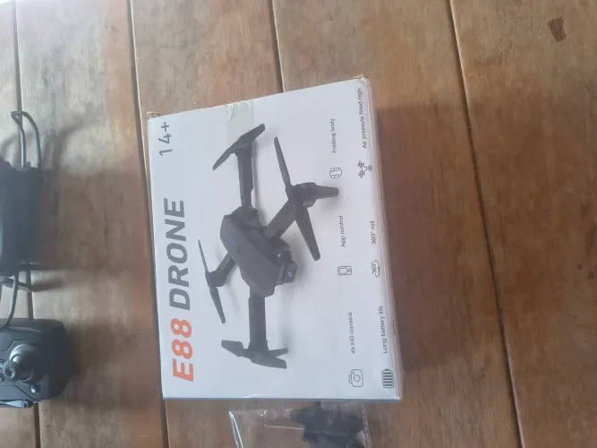 Drone E88 pro