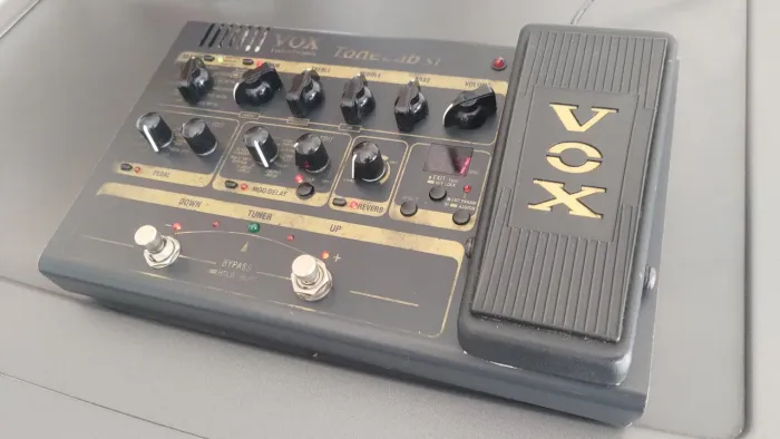 Pedaleira VOX VALVULADA Tonelab ST. PERFEITA!