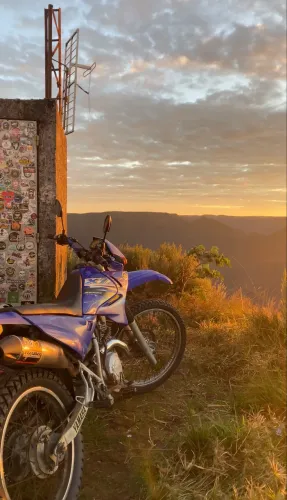 Xtz 125 com partida e disco, em dia só transferir.