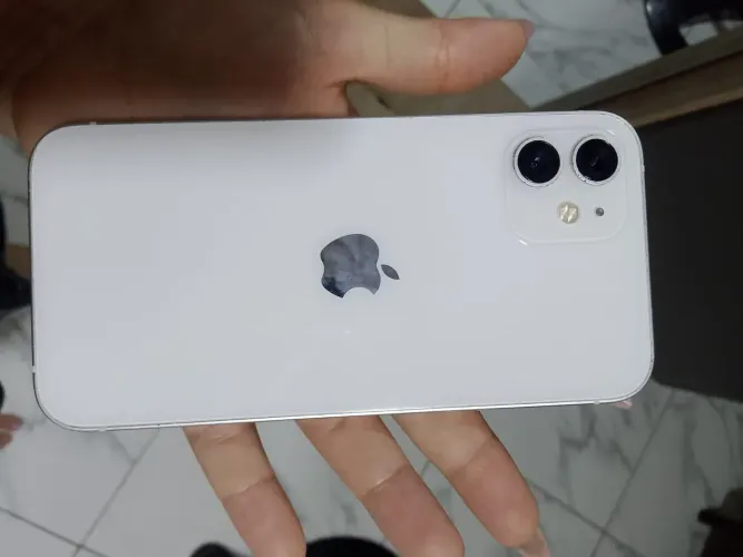 iPhone 13 64g