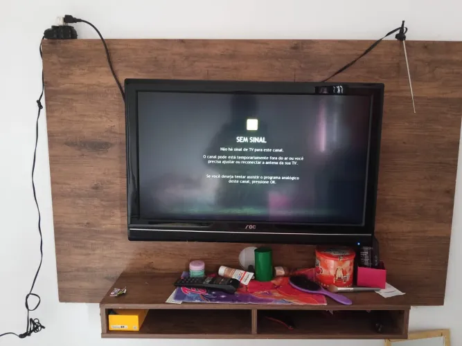 Tv Aoc 32 polegadas com painel incluso
