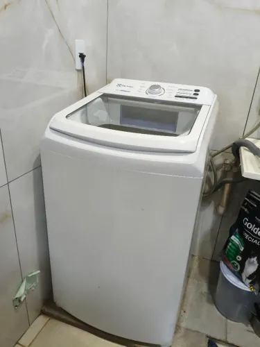 Máquina Electrolux 14kg Essential Care