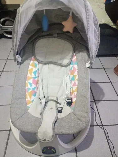 Cadeira Elétrica de bebê