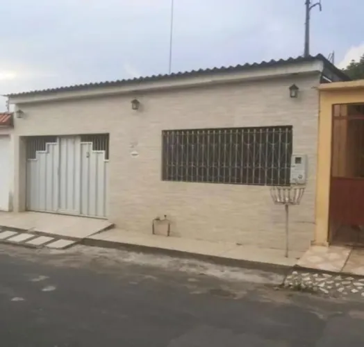 - Casa na Cidade Olímpica