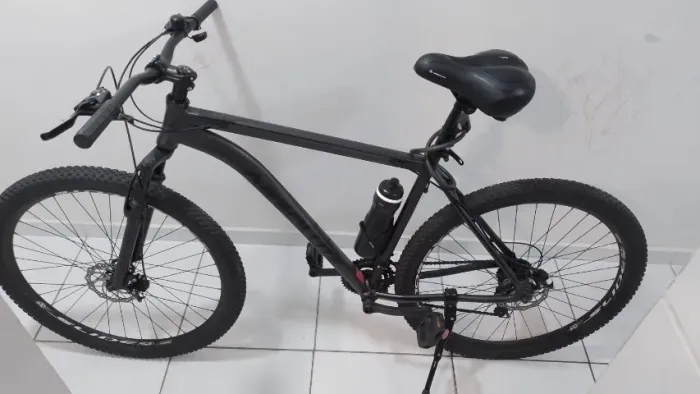 Bicicleta Nero Absolute