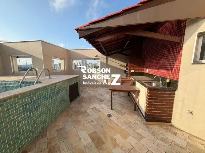 Cobertura a venda no Jardim Marajoara com 2 quartos, 1 suíte, 2 vagas, 144m², piscina priv