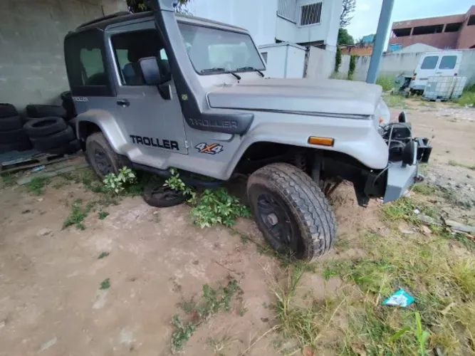 Troller T-4 4X4 3.0 TB Int. Cap. Lona Diesel 2006