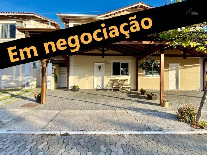 Casa com 3 quartos para alugar, 130 m² por R$ 5.850/mês, incluso taxa condominial - Morada