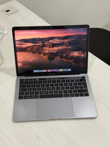 MacBook Pro 2016 13 Polegadas com TouchBar