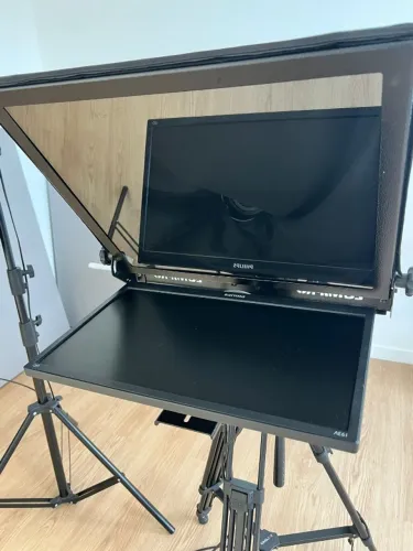 Kit Teleprompter Lumipro Profissional +2 softboxes Greika - Completo