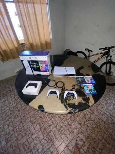 Ps5 Slim versão com Disco