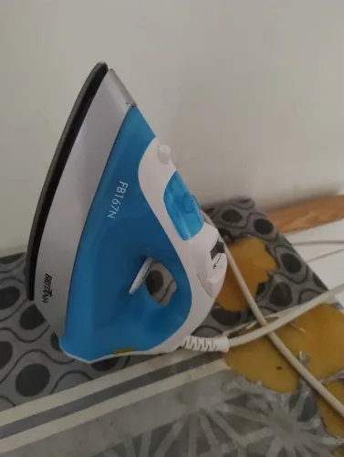 Ferro de passar roupa + tábua