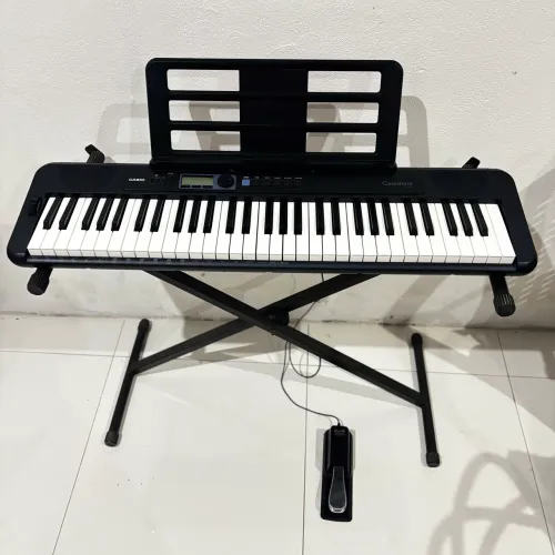 Teclado Casio Ct-s300 + acessórios 