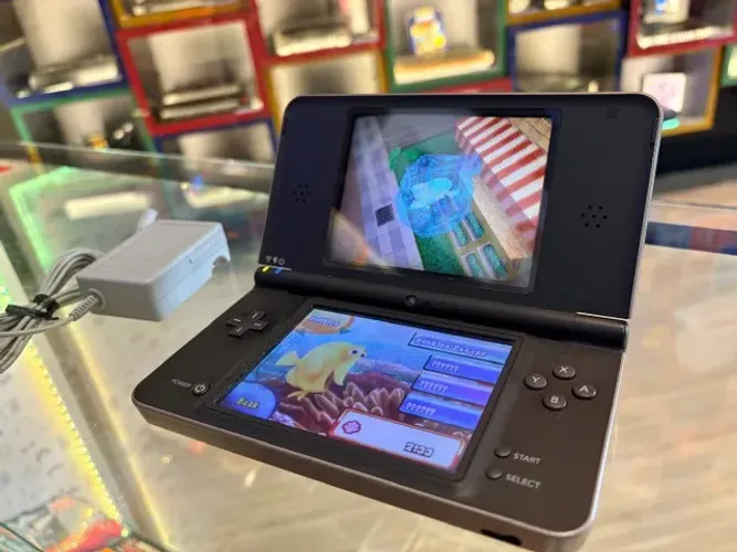 Nintendo DSi Preto - Semi-Novo | Original | Completo