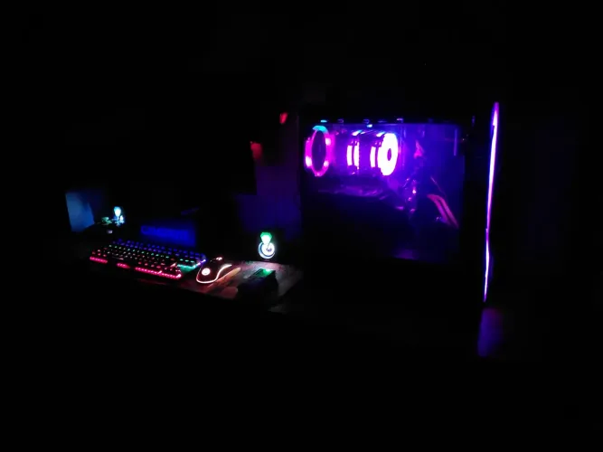 Gabinete Gamer Bluecase