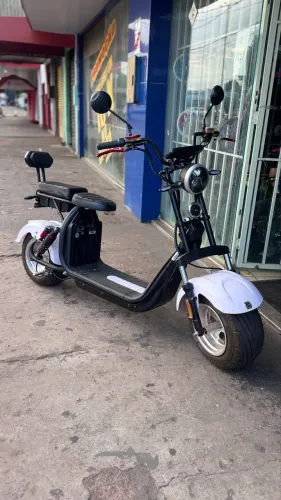 Scooter elétrica x11 2000w 20ah