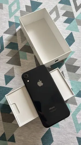 Apple iPhone XR 64 Gb - Preto