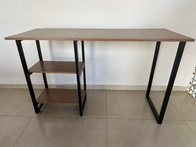 Mesa de escritório industrial