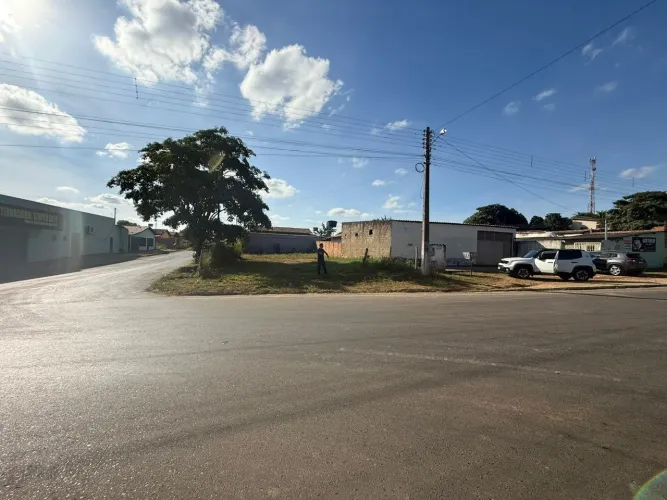 LOTE, 338M² ÁREA DE TERRENO À VENDA EM SETOR MARIA FRANCO