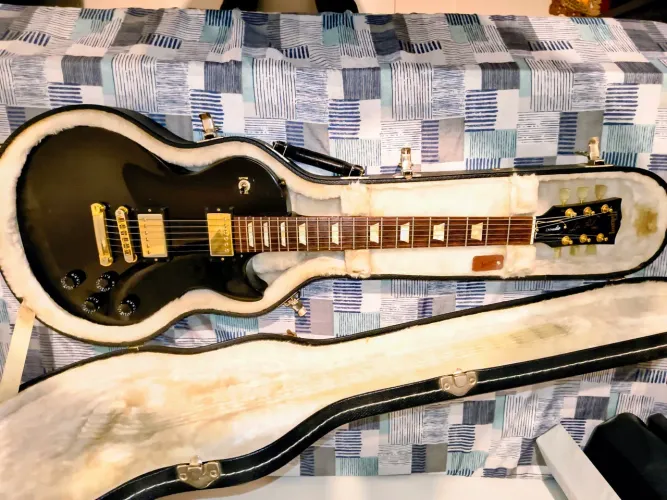 Guitarra Gibson Les Paul Studio