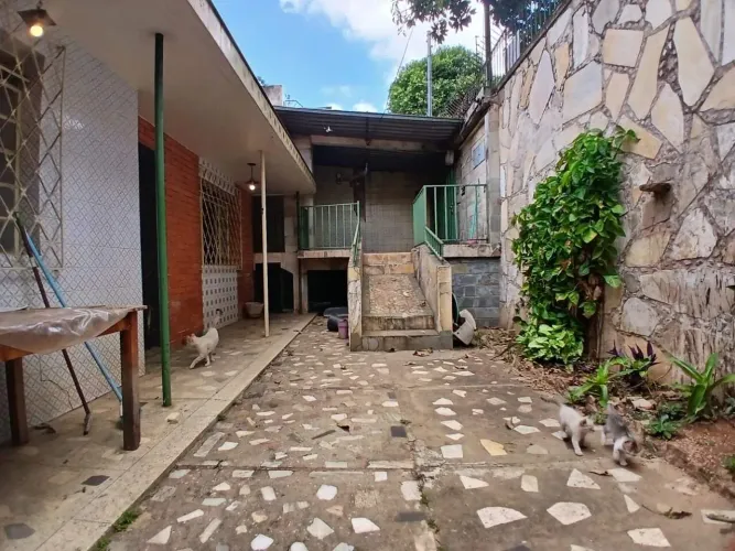 (84103) à venda - Casa com 4 quartos, 1 vaga, no Jardim América