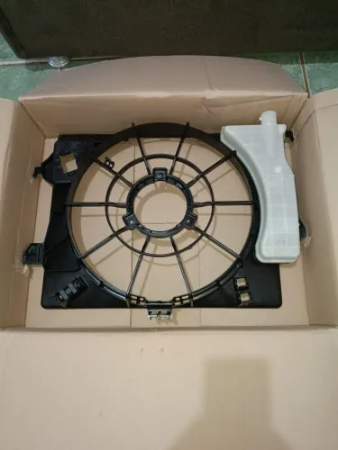 Vendo defletor com reservatório Hb20
