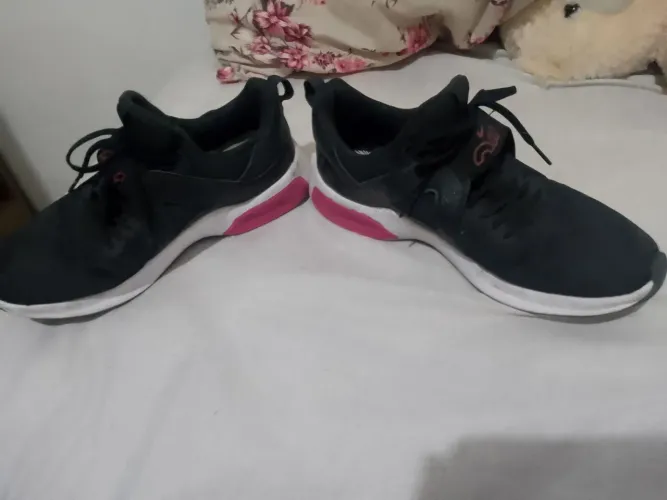 Tênis Nike número 39