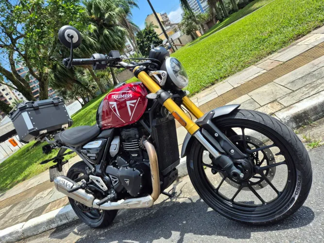 Triumph Speed 400cc SEMINOVA