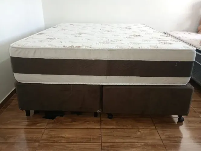 Cama box queen