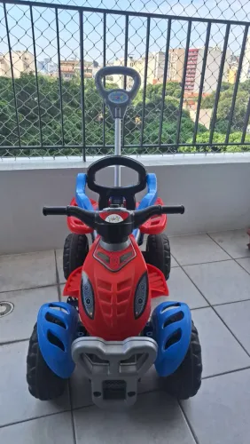 Quadriciclo infantil Homem Aranha