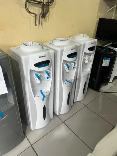 Bebedouro de coluna Baumon 127v novo com garantia