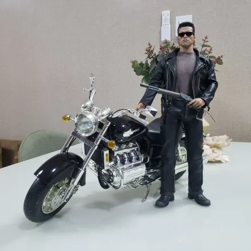 T-800 Terminator 2 Sideshow Exterminador do Futuro + Moto Diecast 1/6 Escala