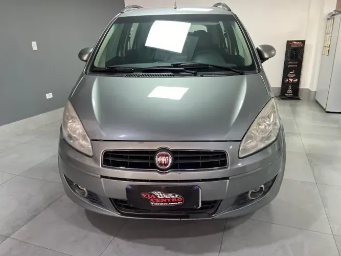 Fiat Idea Attractive 1.4 Fire Flex 8V 5P 2011