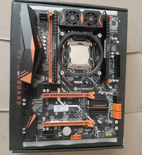Placa mãe HUANANZHI X99 com Processador