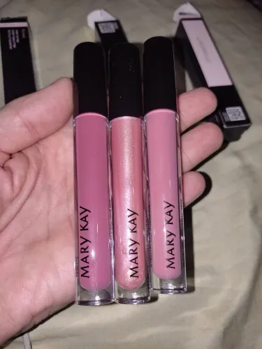 Gloss  labial