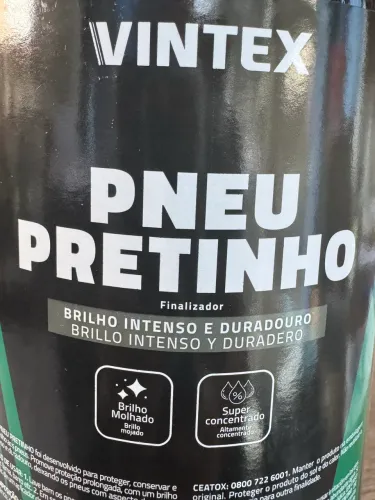 Pneu pretinho Vinter com 1,5l brilho intenso e na promoção