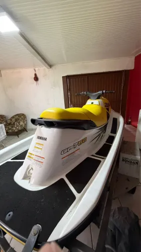 Jet Ski pouco usado em ótimas condições com carretinha 