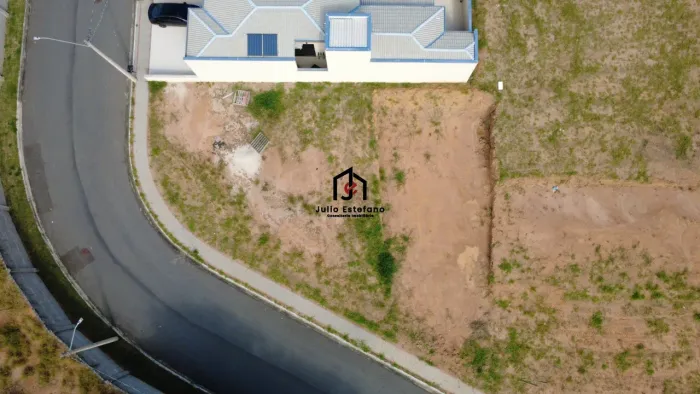 Terreno c/ área de 253,00m² no Condomínio Bosque da Imperatriz em Pindamonhangaba