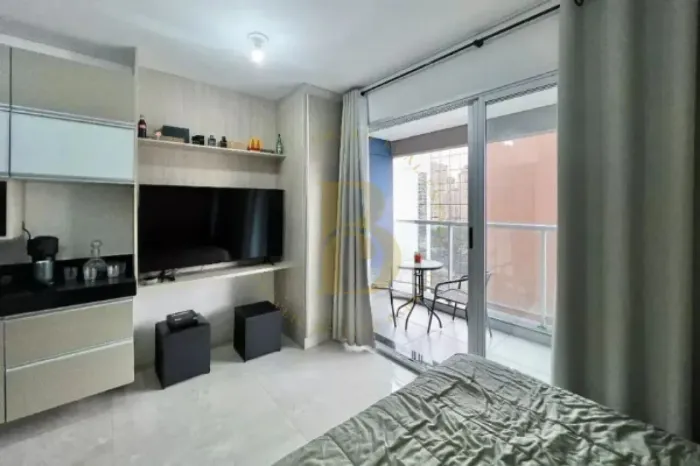 Studio à venda na Vila Olímpia - 28 m² - Mobiliado- 1 Vaga - Sacada!