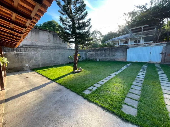 Alugo Casa em Ponta da Fruta (Perto da Praia)