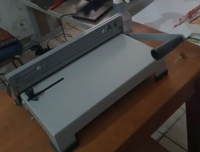 Encadernadora de papelaria A4