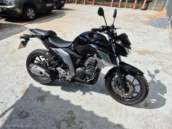 Fz 25 com 25000km