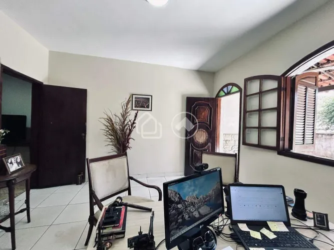 Casa residencial à venda no Estrela do Oriente, em Belo Horizonte